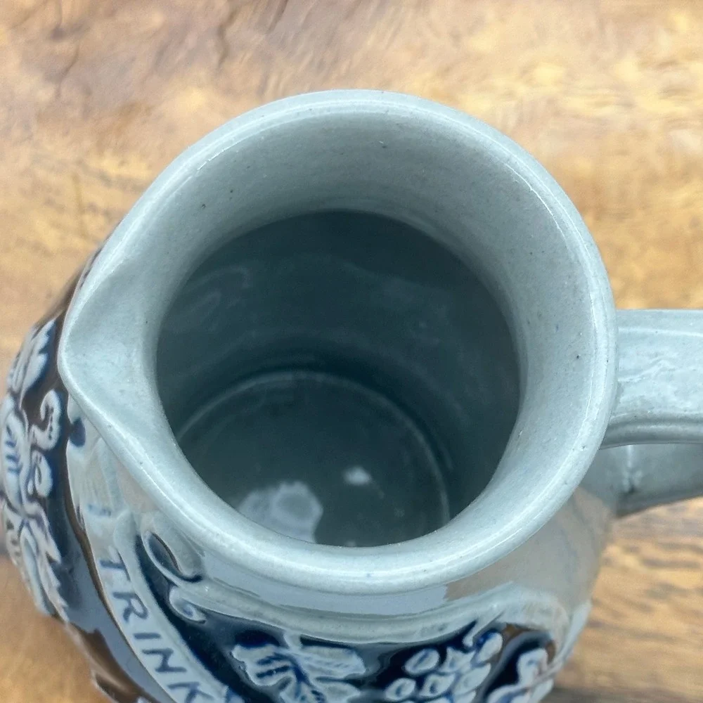 Trink Edlen Wein German Beer Wine Stein 1/4 L – Blue White Salt‎ Glaze